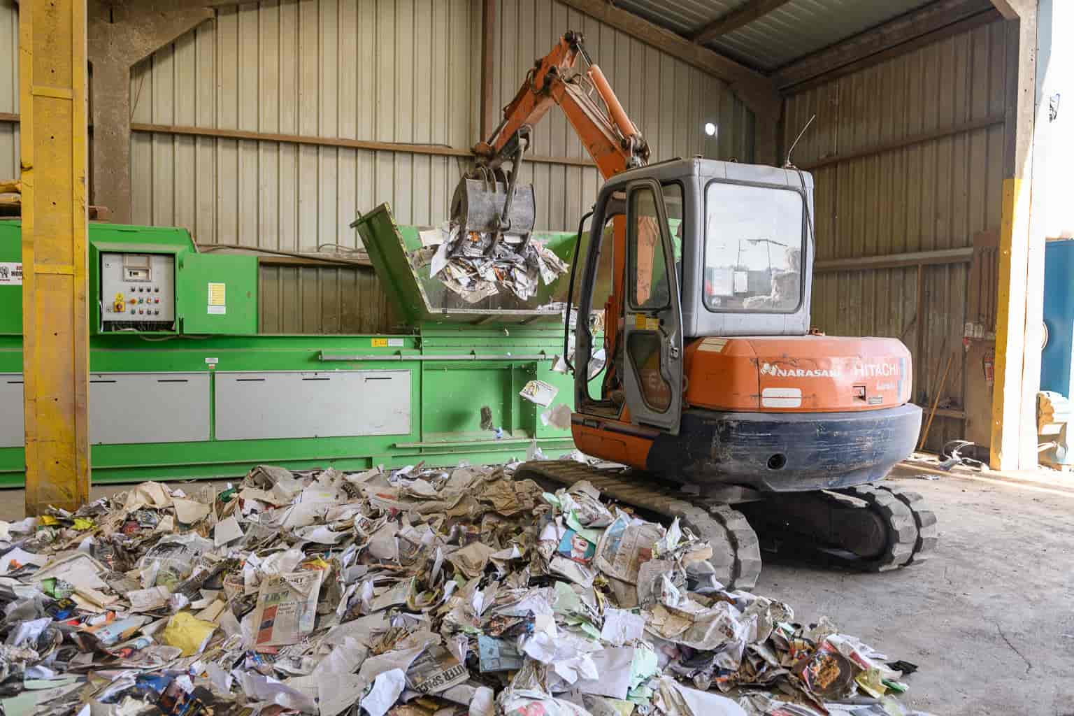 Crane Recycling Waste